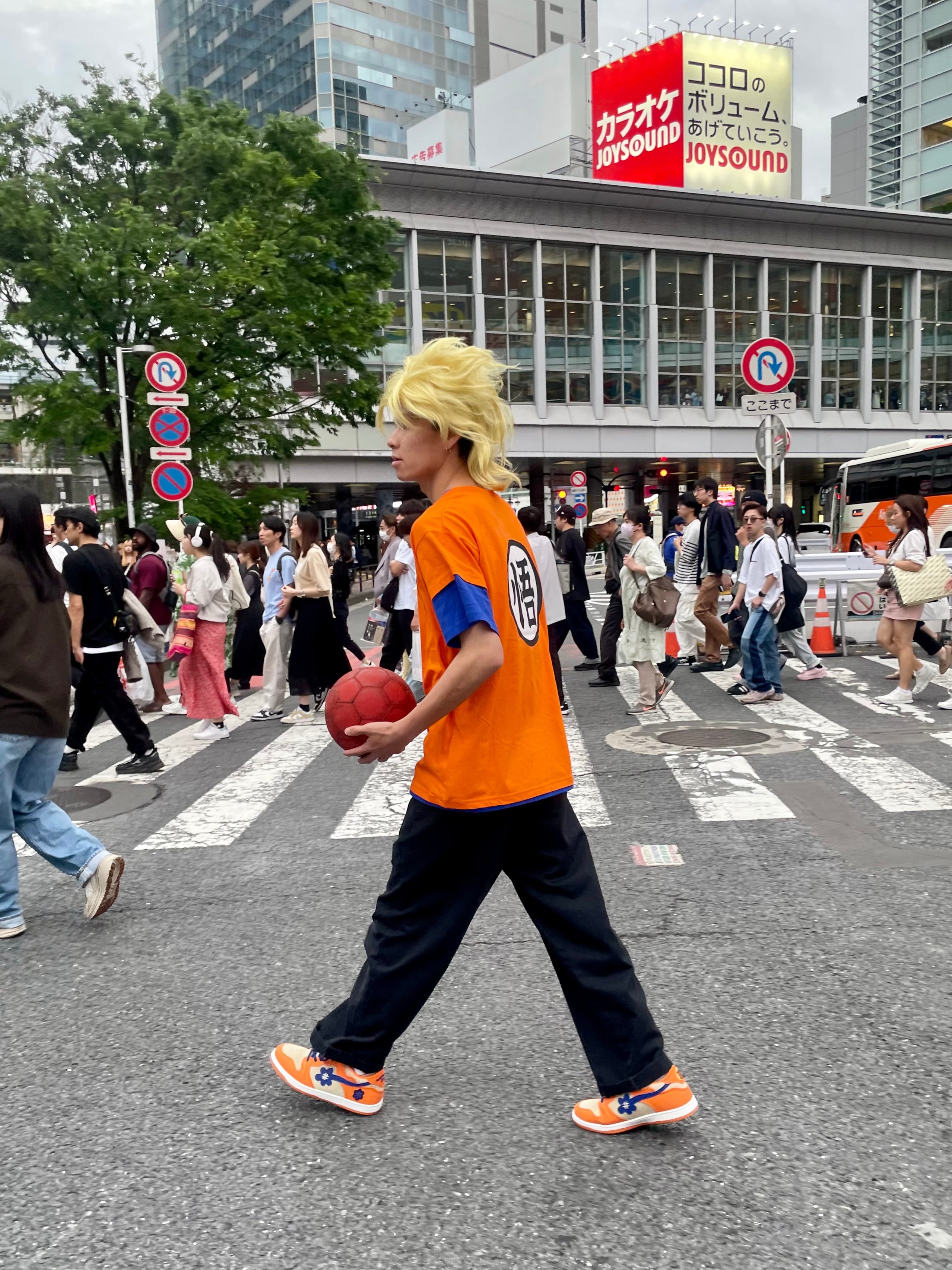 “SUPER S" Dream Kicks | Orange