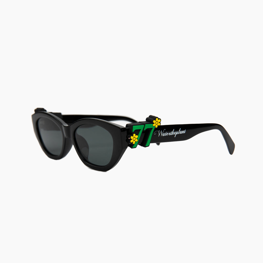 "LUCKY" Sunnies | Black | Black Lens