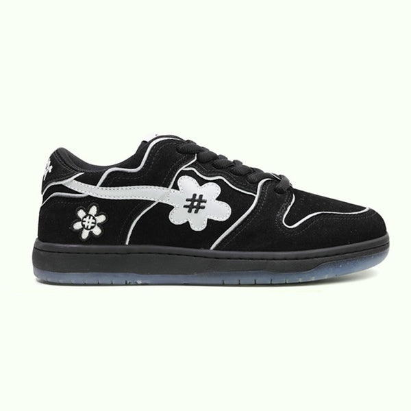 Kaws hotsell dc genuine shoes