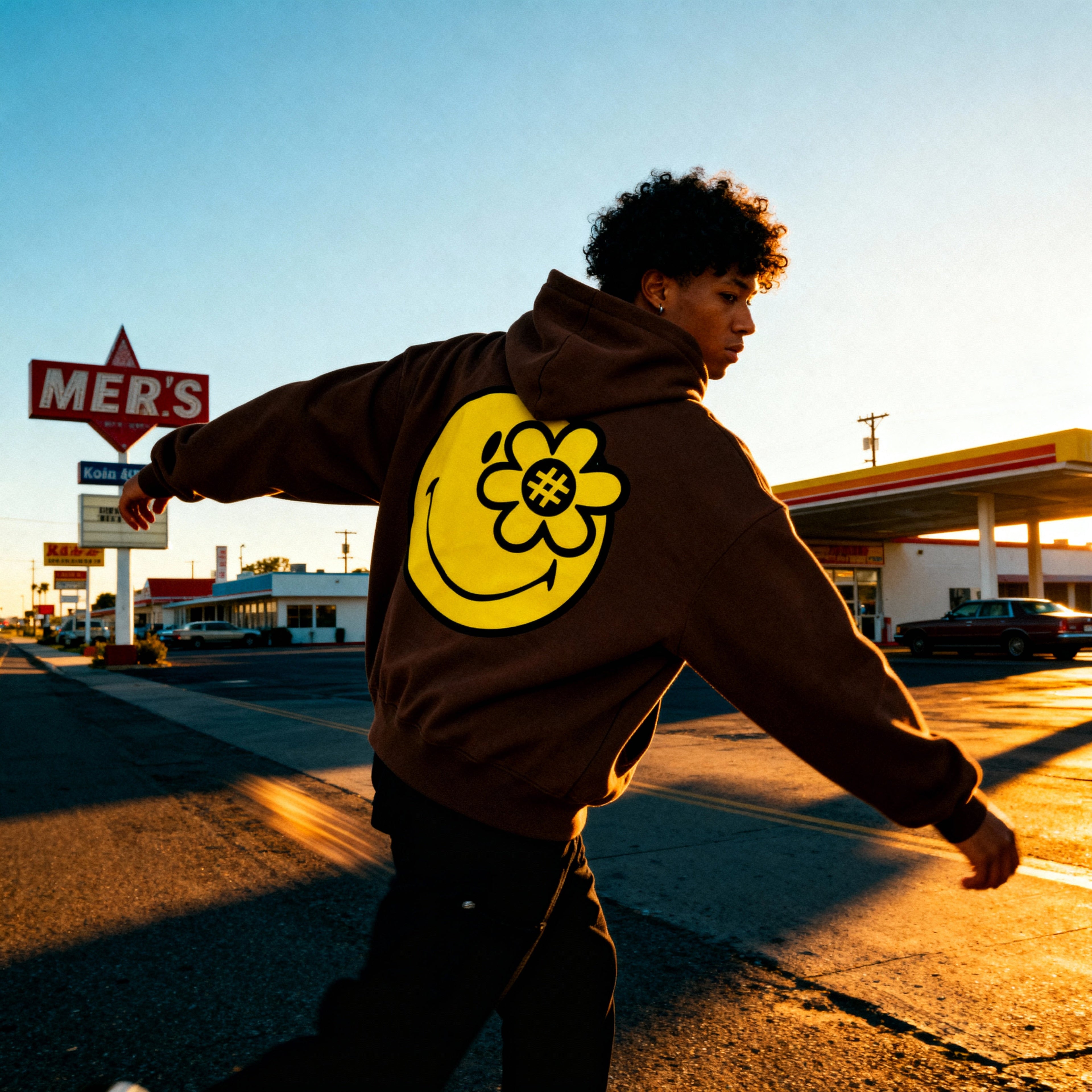 SMILEYWORLD® LOGO HOODIE | BROWN