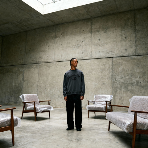 NU x Smiley Basic Sweater | Dusk