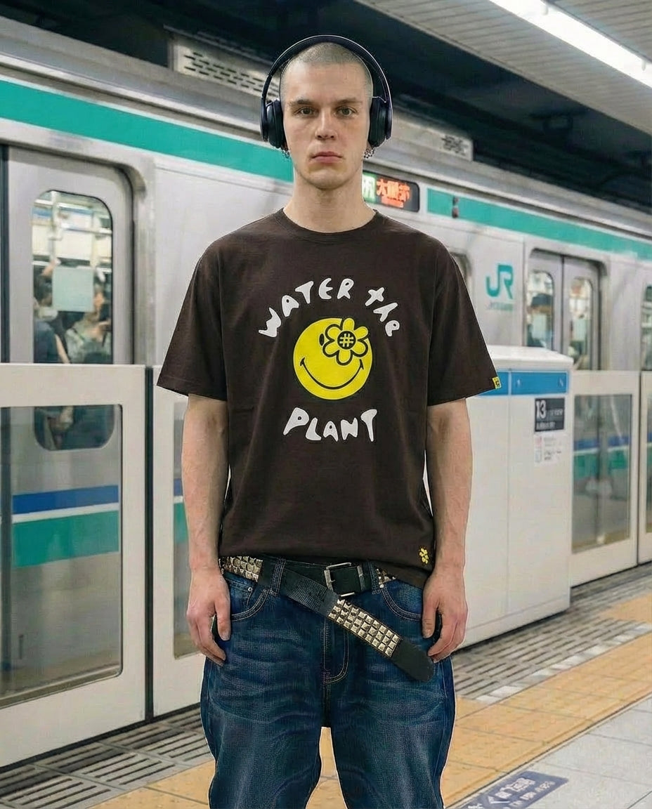 SMILEYWORLD® CHEERS TSHIRT | BROWN