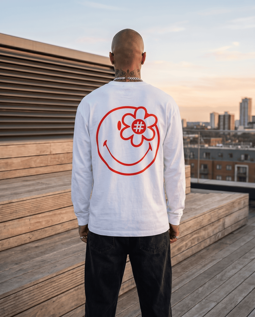 SMILEYWORLD® ホールマーク 長袖Tシャツ | ホワイト
